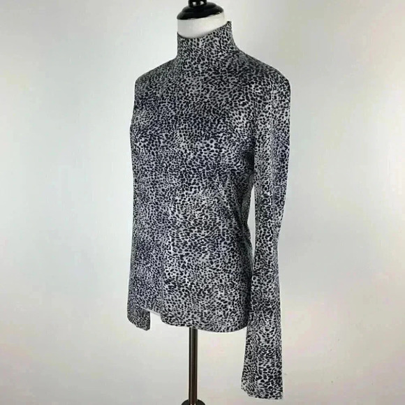St. John top sz S black gray Leopard print long sleeve mock turtleneck stretch - Picture 4 of 10